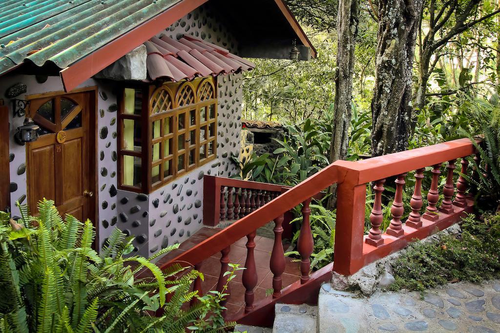 Casa Madre Tierra Vilcabamba Exterior photo
